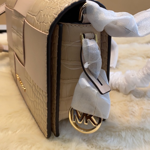 Mk Mercer clutch crossbody - Picture 9 of 9